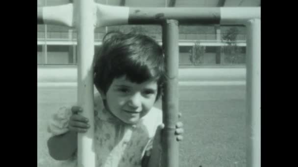 Rome Italy May 1958 Happy Little Girl Family Memories Portrait — Stockvideo