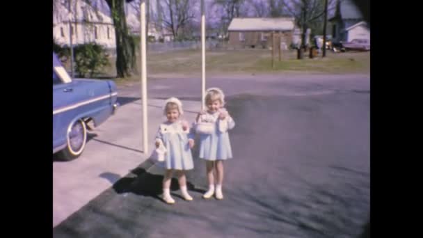 Dallas United States March 1963 Cute Twins Family Memories Scene — Stock Video