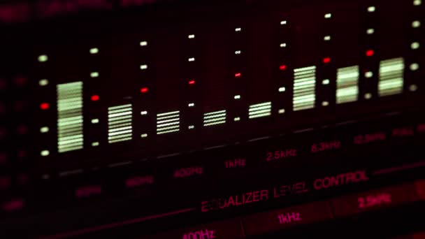 Vintage Graphic Equalizer Equipment Audio Sound Wave — Stockvideo