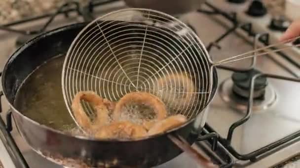 Fry Fish Rings Preparation Cooking Frying Squid Rings Frying Pan — Stok video