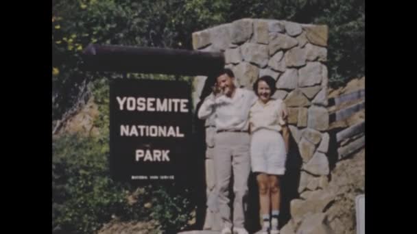 California United States June 1957 Tourists Yosemite National Park 50S — Αρχείο Βίντεο