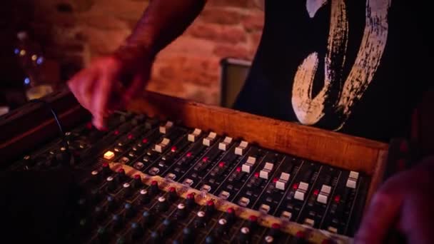 Man Hands Old Mixing Console Lights Glowing Obsolete Music Instruments — Video Stock