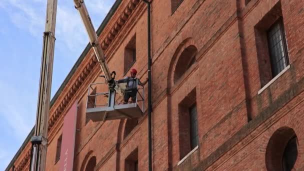 Rovigo Italy July 2022 Man Building Crane Doing Maintenance — Video