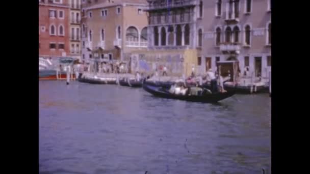 Venice Italy June 1960 Venice Canals View 60S — ストック動画