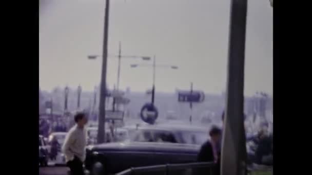 London United Kingdom May 1963 London Traffic Scene 60S — 图库视频影像