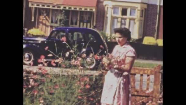 Barcelona Spain June 1958 Family Scenes Out Home 50S — Stock Video
