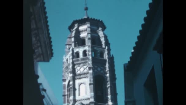 Barcelona Spain May 1965 Barcelona Las Bulas Street Bell Tower — Video