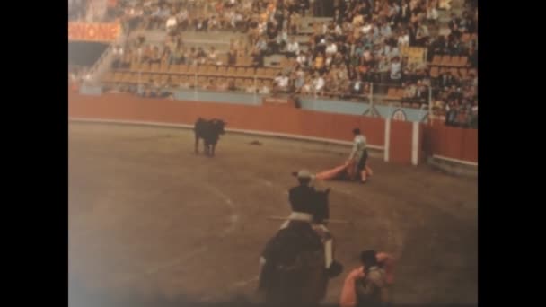 Barcelona Spain May 1965 Corrida Bullfight Arena Show 60S — Stockvideo