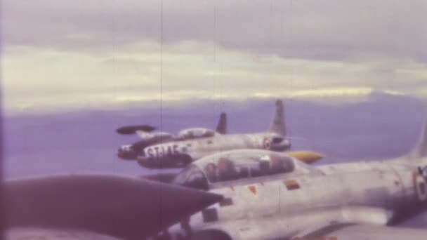 Foggia Italy April 1960 Group Fighter Jets Fly Formation Clouds — Stockvideo