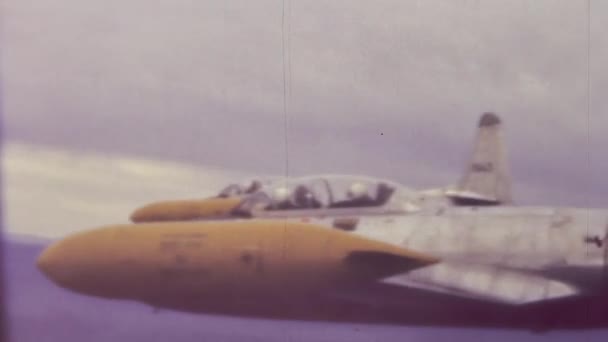 Foggia Italy April 1960 Fighter Jets Sky Aupc Flight School — Video