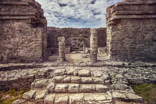 Detalle Las Columnas Templo Maya Del Complejo Tulum México —  Fotos de Stock