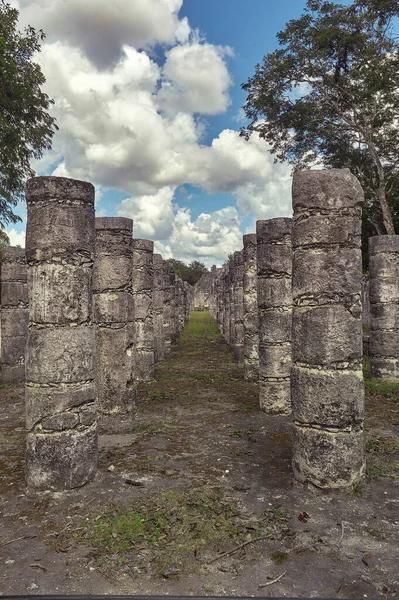 Column Corridor Temple Warriors Chicen Itza Mexico — Photo