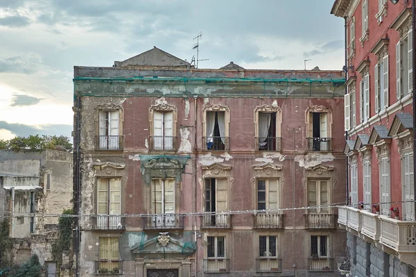 Detalle Edificio Histórico Decadente Centro Cagliari — Foto de Stock
