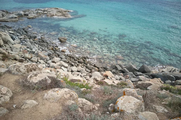 Detail Skály Která Jde Vrcholu Průhledné Moře Jižním Pobřeží Sardinie — Stock fotografie