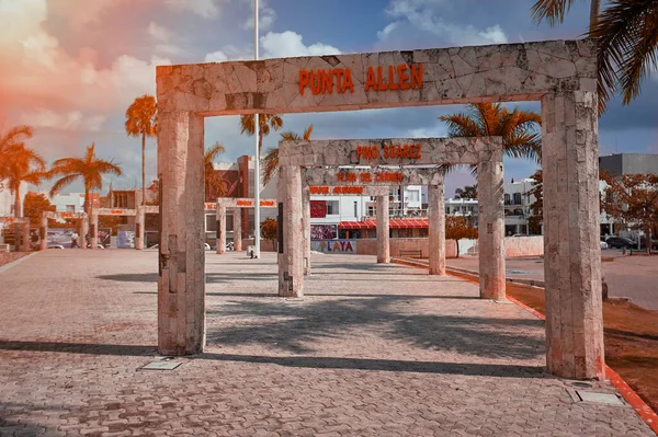 Playa Del Carmen Mexico August 2022 Monument Arches Town Hall — стокове фото