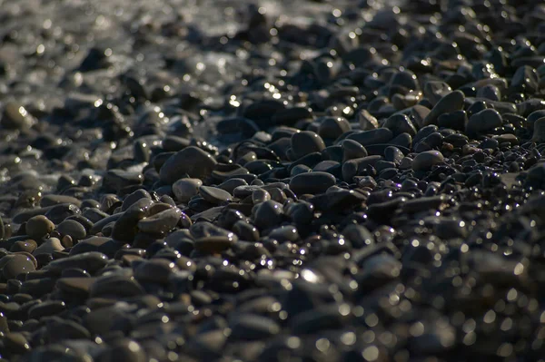 Liten Detalj Stenar Strand Som Drabbats Havet Vågorna Kraschar Shore — Stockfoto