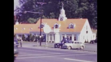 Virginia, United States june 1948: The Hot Shoppe restaurant and fruit market in 40s