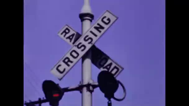 Virginia United States June 1948 Traffic Signal Railroad Crossing Signage — Video