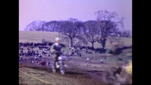 Cheltenam United Kingdom May 1962 Motorcyclists Jump Track Competition 60S — Video