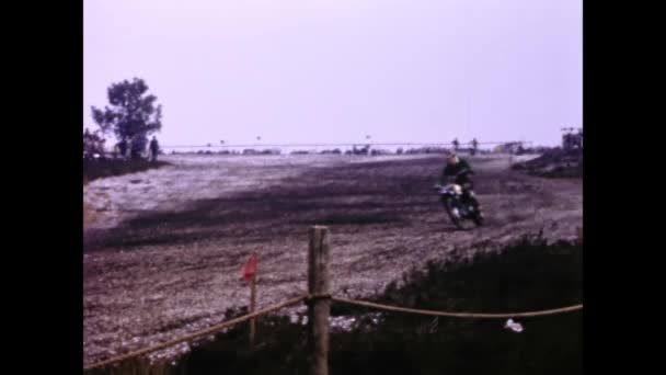 Cheltenam United Kingdom May 1962 Motorcyclists Bumpy Road Competition 60S — Video