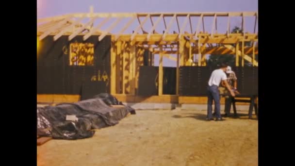 Las Vegas Estados Unidos Março 1970 Trabalhadores Perto Construção Estrutura — Vídeo de Stock