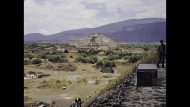 Мехико Мексика Июнь 1975 Вид Теотиуаканский Археологический Объект — стоковое видео