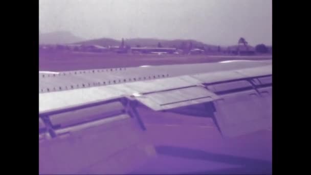 Guayaquil Ecuador Mai 1975 Ansicht Des Flugzeugflügels Vom Fensterplatz Den — Stockvideo