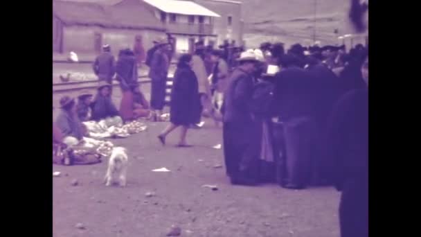 Paracas Perú Mayo 1975 Gente Local Vende Comida Callejera Para — Vídeo de stock