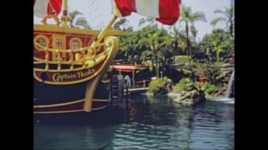 Orlando, ABD Haziran 1975: Disneyland Park manzarası 70 'lerde
