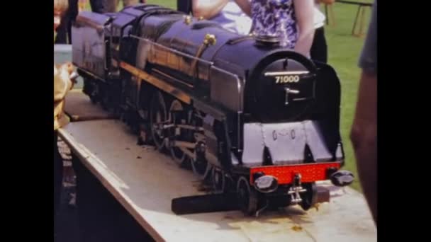 Blackpool Reino Unido Maio 1975 Modelo Pequeno Trem Preto Rossall — Vídeo de Stock