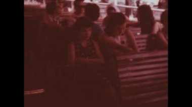 Elba Adası, İtalya Haziran 1971: İnsanlar 70 'lerde feribotla seyahat ediyorlardı