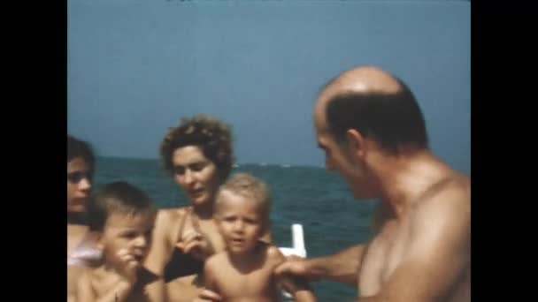 Liguria Italy June 1966 가족의 — 비디오