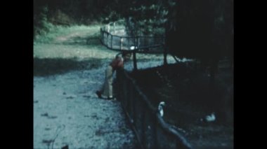 Dominicus, Dominik Cumhuriyeti Kasım 1966: 60 'larda hayvanat bahçesindeki çocuk