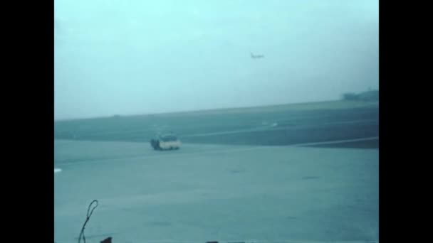 Dominicus Dominican Republic November 1966 Airplane Airport Scene 60S — Stock Video