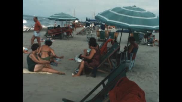 Isola Elba Italy August 1966 Sea Beach Vacation Family Memories — 图库视频影像