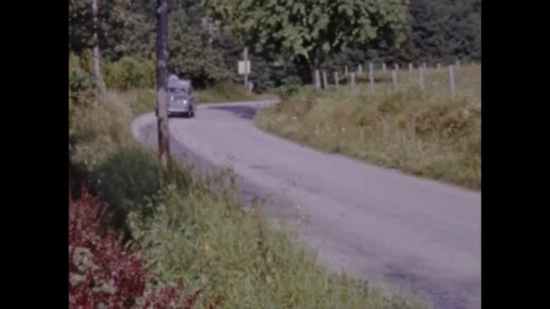 Paryż Francja Maj 1969 Stary Samochód Wsi Latach Tych — Wideo stockowe