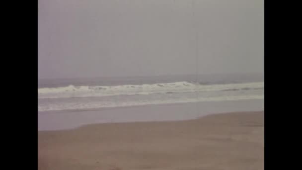Paryż Francja Maj 1969 Pusta Scena Krajobrazu Plaży Latach Tych — Wideo stockowe
