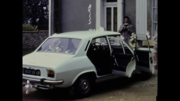 Parijs Frankrijk Mei 1969 Buitenbruiloftsreceptie Jaren — Stockvideo