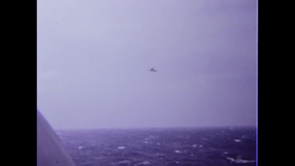 Gizeh Égypte Mai 1980 Atterrissage Avion Scène Navire Porte Avions — Video