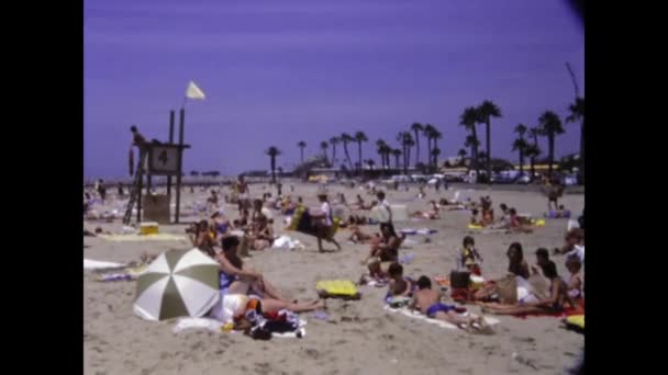 Los Angeles Usa Juni 1977 Människor Semester Havet Long Beach — Stockvideo