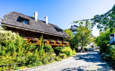 Almanya 'nın Münih kentindeki Haidhausen' in eski tarihi binaları