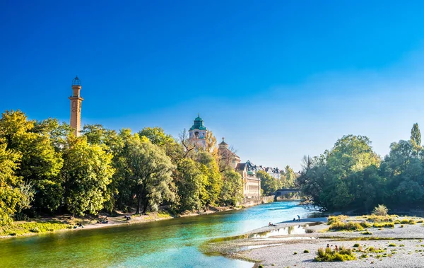 Вид Літній Пейзаж Річці Ізар Мюнхені Фотографія Високої Якості — стокове фото