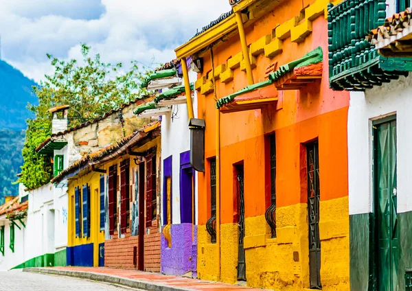 Edificios Coloridos Casco Antiguo Colonial Candelaria Bogotá Colombia Foto Alta —  Fotos de Stock