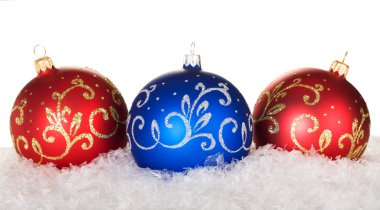 Kırmızı ve mavi Noel topları