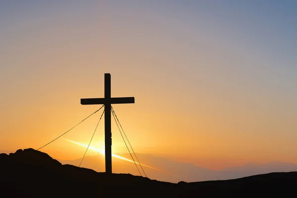 Croix Sur Sommet Une Montagne Une Colline Qui Marque Sommet — Photo