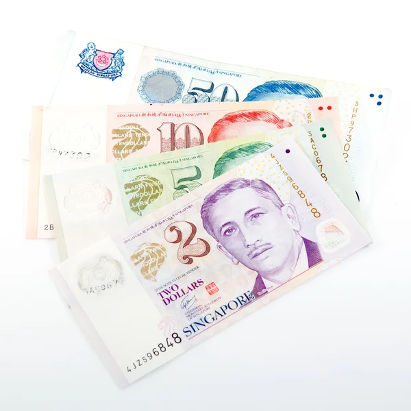 Singapura dinheiro no fundo branco — Fotografia de Stock