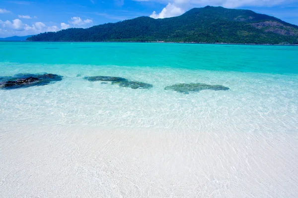 海滩和热带海 — 图库照片