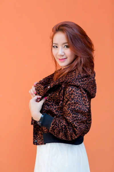 Beautiful asian girl — Stock Photo, Image