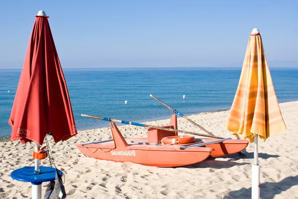 Beach umbrella — Stock Photo, Image