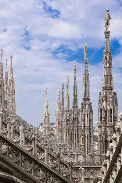 Spires da Catedral de Milão — Fotografia de Stock